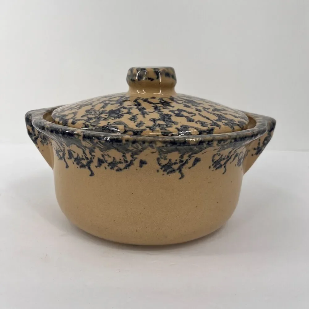 Robinson Ransbottom Roseville Blue Sponge Wheat Bean Pot Casserole Dish Vintage